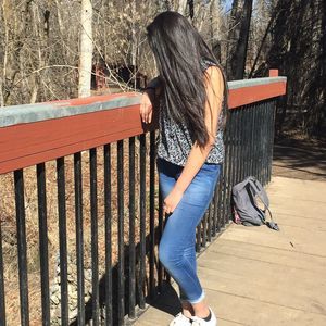 Meet your Posher, Reet